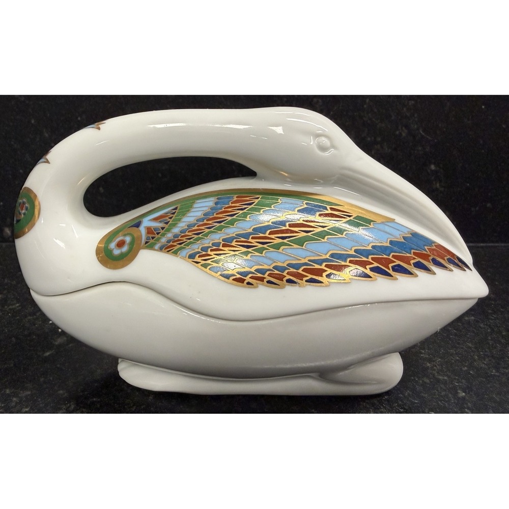 Franklin Mint "Treasures of the Pharaohs" Swan‎ Trinket Box Elizabeth Arden 6"